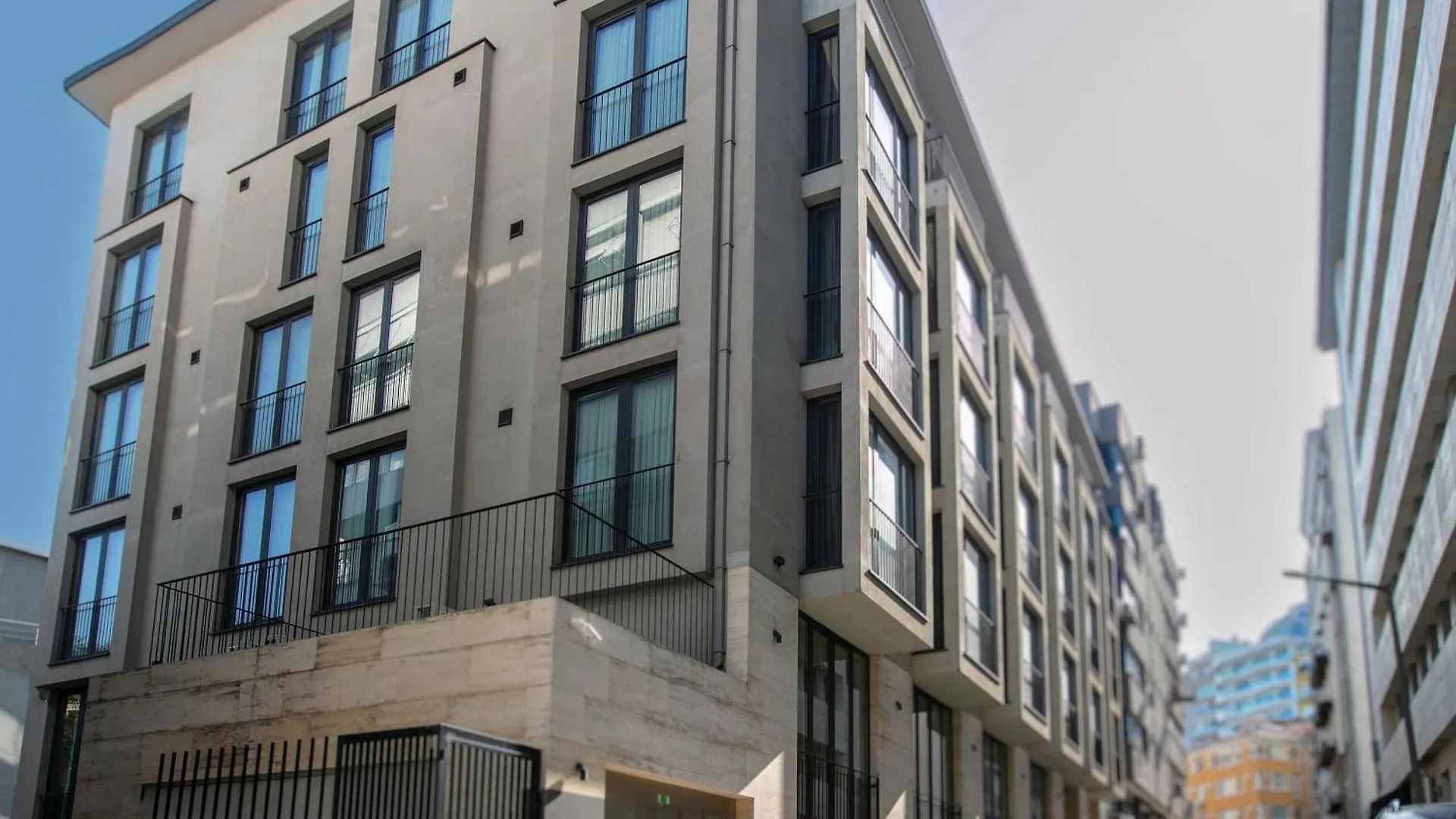 イスタンブール Ando Living - Taksim Gumussuyu Townhouseアパートホテル