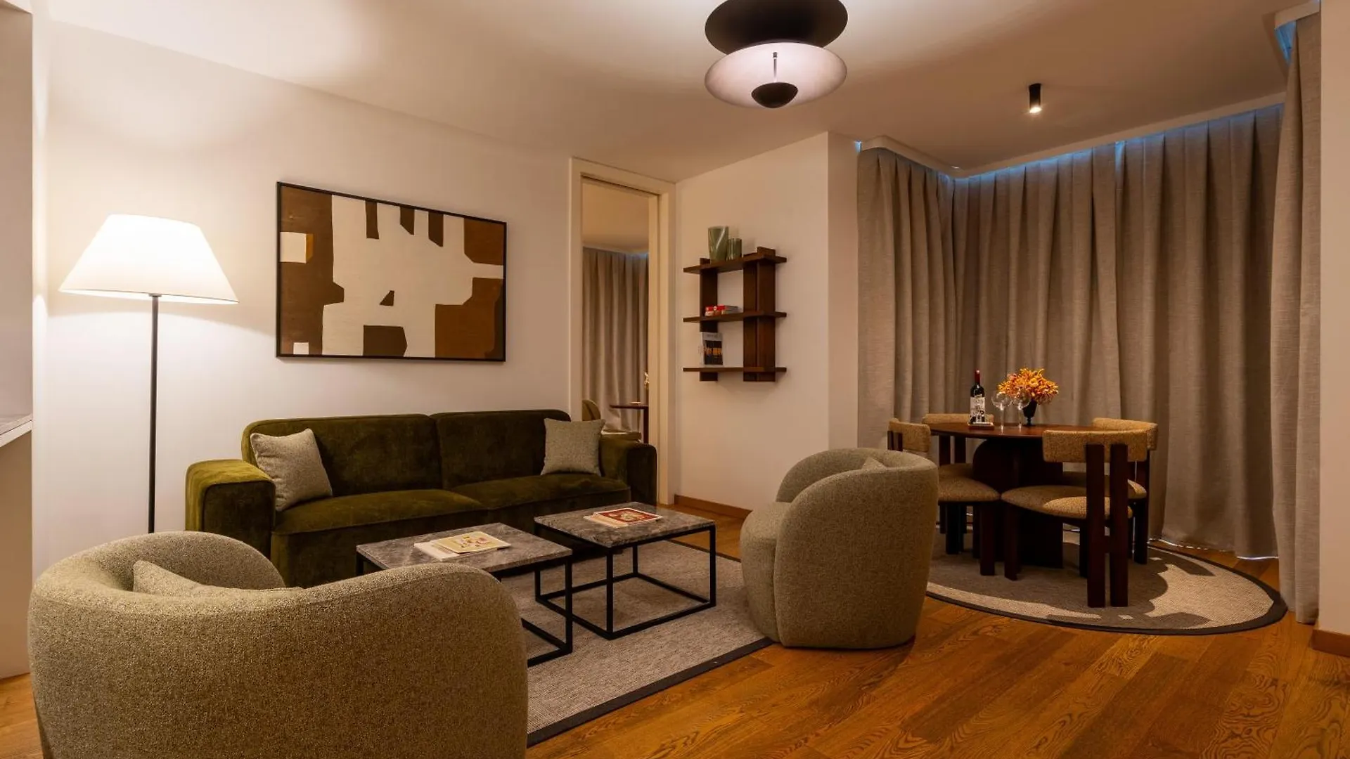 アパートホテル イスタンブール Ando Living - Taksim Gumussuyu Townhouseアパートホテル トルコ