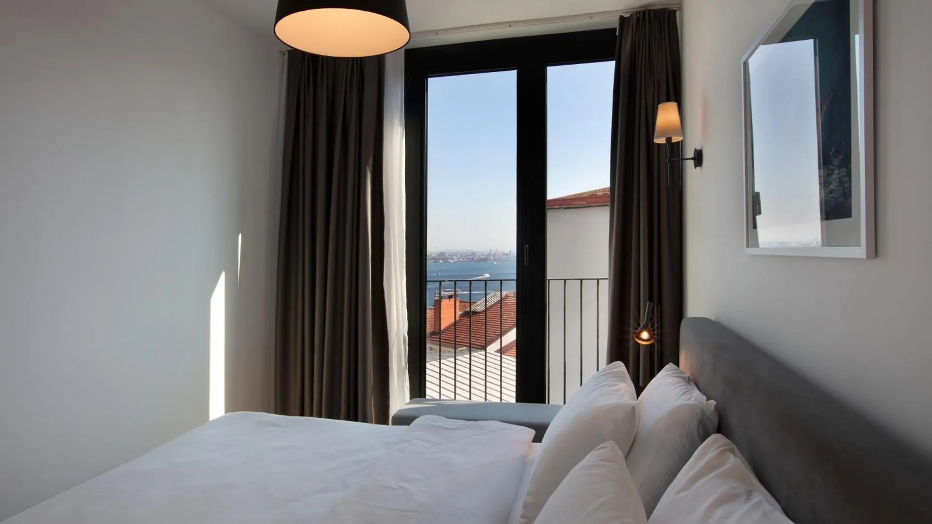 アパートホテル イスタンブール Ando Living - Taksim Gumussuyu Townhouseアパートホテル
